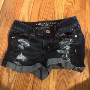 American eagle ripped jean shorts